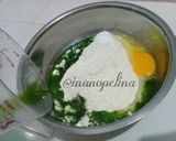 Foto langkah ke 3 dari resep Mie hijau homemade.