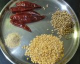 A picture of step 1 of Pointed Gourd Curry.
