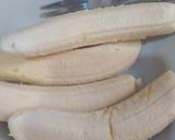 Foto langkah ke 1 dari resep Banana Choco Cake Birthday.