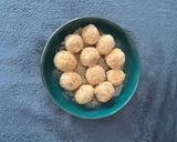 Málnával töltött Daramixes keto túrógombóc recept fázis 4 fotója