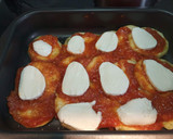 Foto del paso 6 de la receta: Berenjenas con tomate y mozzarella al horno