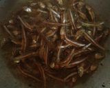 Foto langkah ke 4 dari resep Sambel Terasi Ikan Teri.
