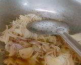 A picture of step 1 of Sukha Kadai Chicken.