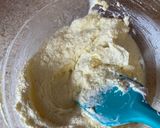 A picture of step 1 of Dahi, kesar pedaYogurt and saffron peda.