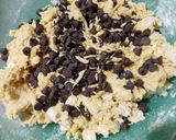 Foto del paso 3 de la receta: Galletitas de garbanzos con chips!