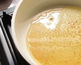 Gambar langkah 4 resipi Ayam Goreng Masak Lemak.