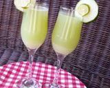 A picture of step 2 of Cucumber and ginger juice.
