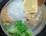 A picture of step 3 of Chiya Lemonade.
