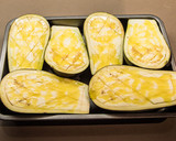 Foto del paso 1 de la receta: Berenjenas rellenas de carne