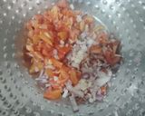 A picture of step 1 of Puffed rice Bhel.