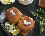 A picture of step 9 of Masala Pav Bhaji.