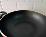 صورة لخطوة 2 من وصفة دجاج بالكاري والكريمة