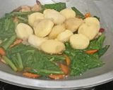 Foto langkah ke 6 dari resep Sapo Tahu Saus Tiram.