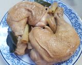 รูปขั้นตอนการทำที่ 2 ของ ไก่ต้มน้ำปลา