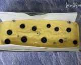 A picture of step 5 of Blueberry custard cake.
