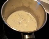 Foto del paso 5 de la receta Espaguetis con champis puerro y almendras, con queso azul