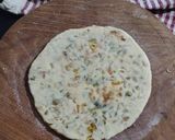 A picture of step 4 of Onion Mint Paratha.