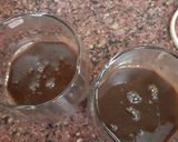 A picture of step 1 of Triple Layer Oreo Chocolate Shake.