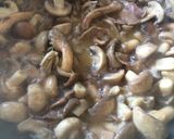 Házi tortellini erdei gombamártással recept fázis 3 fotója
