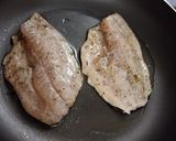 Foto langkah ke 4 dari resep Ikan panggang teflon.