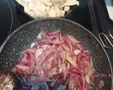 Foto del paso 1 de la receta: Pechuga en salsa de quesos y mostaza