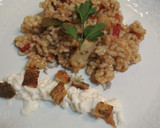 Foto del paso 2 de la receta: Paella de bacalao, coliflor y ajos tiernos