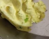 A picture of step 1 of Bread pakoda.