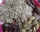 A picture of step 1 of Tea masala.