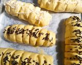 Foto langkah ke 3 dari resep *Roti isi Pisang Coklat versi dengan Minyak*.
