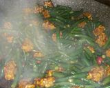 Foto langkah ke 5 dari resep Tumis tempe dan kacang panjang.