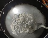 A picture of step 2 of Chocolate peanut chikki.