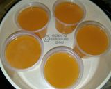 A picture of step 2 of Homemade orange jelly.