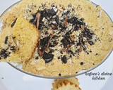 A picture of step 5 of Vanilla cake with some toppings.