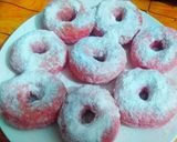 Foto langkah ke 11 dari resep Donat lembut sederhana toping glaze.
