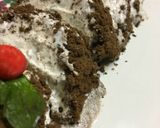 A picture of step 8 of Oreo Icecream Roll.
