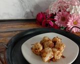 Gambar langkah 4 resipi Lontong goreng kampung.