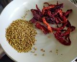 A picture of step 1 of Curry leaves powder chuteny.