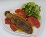 عکس مرحله 1 از دستور گوجه و بادمجان رژیمی
