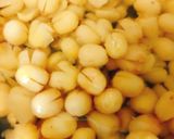 Hình bước làm 2 của món Chè Nhãn Hạt Sen