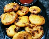 A picture of step 7 of Tomato ke pakode.