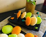 A picture of step 5 of Tri color Idli.