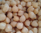 Foto del paso 1 de la receta: Hamburguesa de garbanzos y espinacas enriquecida con agua de mar