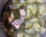 Foto del paso 1 de la receta: Crema de zucchini y pollo