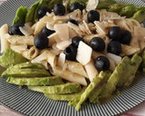 Foto del paso 5 de la receta: Ensalada de pasta y aguacate