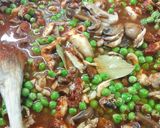 Gombás-borsós tejfölös recept fázis 3 fotója
