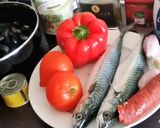 Une image de l'étape 1 de Maquereau frais avec moules,chorizo et tomates.