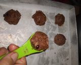 Foto langkah ke 4 dari resep Cookies Chocochips almond slice.
