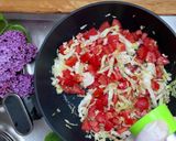 A picture of step 2 of Breakfast with Eggs and Cabbage.
