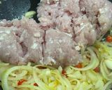 Foto langkah ke 3 dari resep Tumis Buncis, wortel, ayam cincang.