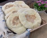 صورة لخطوة 4 من وصفة خبز عربي ~ الخبز المصري 💛
